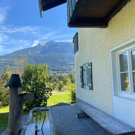 Perllehen Apartament *