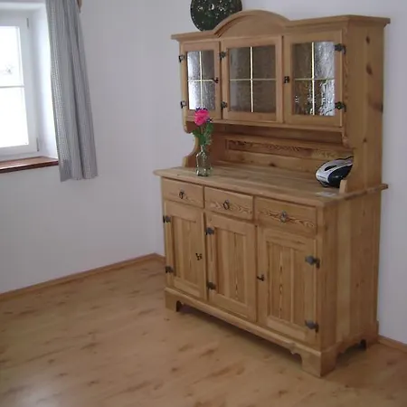 Perllehen Apartmán *